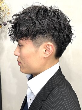 トリコ(ToricO) ツイストスパイラル/波打ちパーマ/ツーブロック/ツイストパーマ