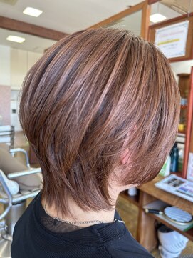 セェリーニ ウルフカット