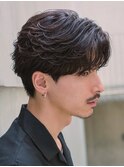 天神ニュアンスパーマフェザーパーマセンターパートウルフカット