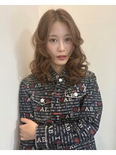 シイ(SIE) １ブリーチから作るスモーキーベージュ♪