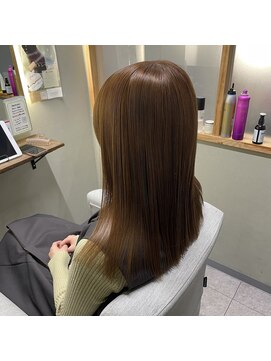 ヤヤ 浅草(yaya.) 弱酸性縮毛矯正