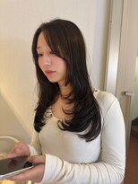 アム(amu) レイヤーカット/レイヤーロング/顔周りレイヤー/前髪カット