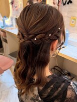 ヘアアレンジメント ボガスティーズ 溝の口店(Hair arrangement Vogusty's)&nbsp;ハーフアップ/編みこみ/おでかけ/デート/撮影会/推し活