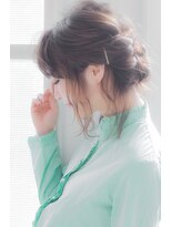 エルフォ(elfo) 【elfo】ルーズな編み込みでオシャレに！カジュアルな服にも合う