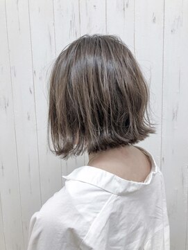 グランジュ 梅田店(GRANZE) ナチュラル切りっぱなしボブ