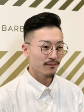 バーバーバー ナカノ(BARBER BAR NAKANO) 20代メンズフェードスタイル