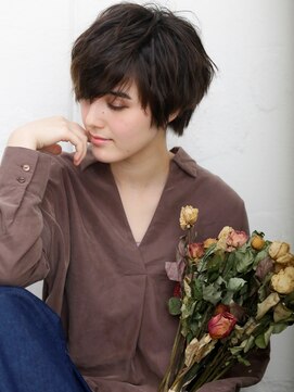 アトリエパーランプ(Atelier par LAMPE) メッシュで攻める、スパイシーなアシンメトリーショートu