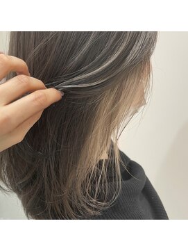 ニール(Neale.) インナーカラー