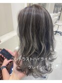 ハイライトカラー×グレイアッシュ