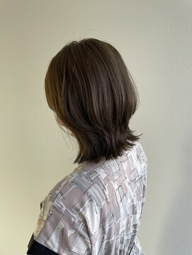 ゴットフロー(GOTTO FLOW) 長さは変わらずイメチェンくびれヘア