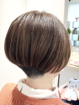 ストフ(stof) ツーブロック／刈り上げショート/マッシュショート/ショートボブ