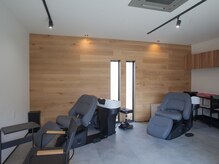 エン(en)の雰囲気（フルフラットのシャンプー台なのでリラックスしていただけます）