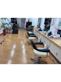 女性スタッフのみのマンツーマン施術♪エイジングや”艶感/ハリコシ/頭皮”のお悩みも相談しやすい＊