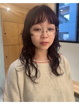 シス(sisu)&nbsp;ロングパーマスタイル