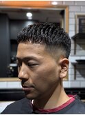 クロップ　アイロンパーマ　メンズ