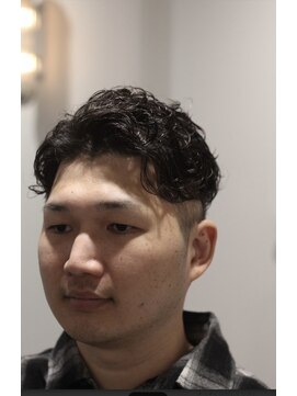 キングスマン トウキョウ(KINGSMAN TOKYO) サイドパート