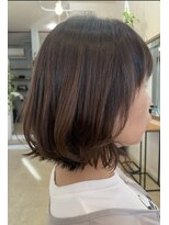 リンド(Lindo) ふんわり柔らか質感♪ ラフな毛先の切りっぱなしボブ