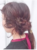 ロングヘアアレンジ・金ピンアレンジ
