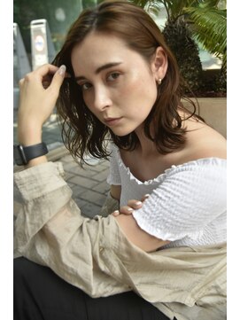 マッシブ 横浜桜木町店(MASSIVE) 横浜/桜木町/白髪ぼかし/ミネコラ/髪質改善/HanaWa式白髪ぼかし