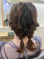 ねじねじツインヘアー