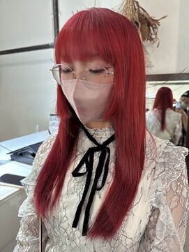 イリ 梅田(ili) ぱっつんレッド