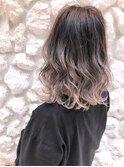 #バレイヤージュ#グレージュ#ケアブリーチ