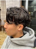 センターパート×ニュアンスパーマ