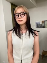 トナリ(tonari)&nbsp;黒染め履歴からも楽しめるルーツカラー