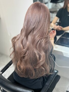 ランテルディ 渋谷(LANTERDIT) ミルクティーベージュ　ハイトーンカラー　ロング　韓国スタイル