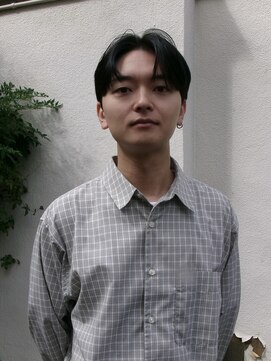 ヒントステーション フォーメンズ(HINTSTATION for Men's) 〈浅草 半個室〉 センターパート/ナチュラル