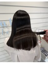 シシ 銀座(sisi) 【縮毛矯正/髪質改善/トリートメント/白髪染め/白髪ぼかし】