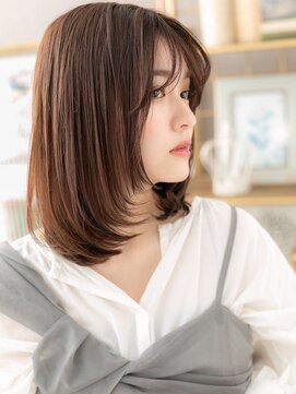 カバーヘア ブリス 大宮西口(COVER HAIR bliss) 透明感グレーブラウンハイレイヤーカットTd1大宮20代30代40代