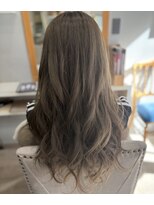 ケイ美容室&nbsp;透明感アッシュ