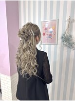 ベティ(Betty)&nbsp;おだんごハーフアップ