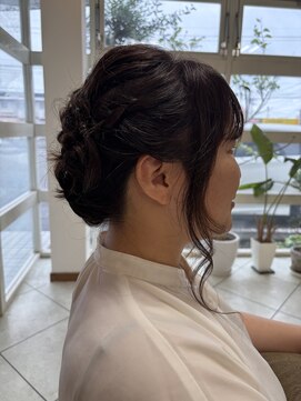 レゴヘアー(LEGO HAIR) 編み込みアップスタイル