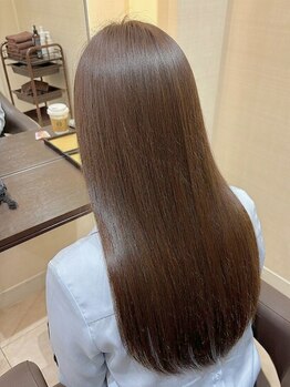 カルディアルッソ(CARDIA LUSSO)の写真/【髪質改善カラー】カラーをしているだけなのに髪質改善トリートメントのような手触り◎大人女性にも大人気