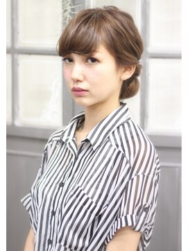 ティエル(Tieru) ツイストシンプルアレンジ