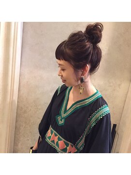 マルケ ドゥ マッシュ(MaruQuee de mashu) イルミナカラーのおだんごアレンジ