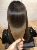 クリスタルミネコラ