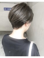 ヘアーアンドアトリエ マール(Hair&Atelier Marl)&nbsp;【Marl】ハイライト入りオリーブグレージュのハンサムショート♪