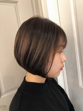 ロンドアベニール 北千住(Lond avenir) 20.30代◎アッシュブラウンショートヘア Lond avenir 本田