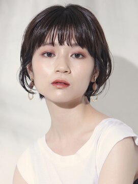 コクーン(Cocoon) 耳かけショートボブ#イメチェン#モード#ダークアッシュ