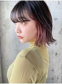 インナーカラー 黒髪 切りっぱなしボブ ワイドバング