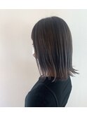 透明感抜群グレージュカラー