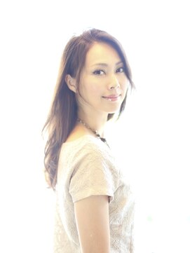 デラ バイ アフロート(DELA by afloat) 軽やかロングレイヤー【DELA by afloat 西山くるみ】