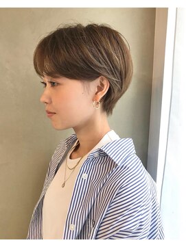 シセイ 青山(SHISEI) マッシュショート/ベージュカラー/ショートボブ［南青山］