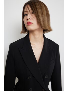 シロ(shiro) クール系◎外ハネストレートボブ