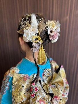 エフプロモーションフローラ(FLORA) はたちの集いヘアセット