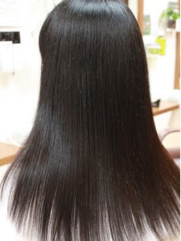 ロワール 亀戸(Roworl)の写真/[亀戸/錦糸町]酸熱"脱″縮毛矯正！トリートメントでうねりや広がりを抑える「酸熱ストレート」¥12100