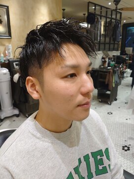 ルドローブラントオオサカ(LUDLOW BLUNT Osaka) 【LUDLOW BLUNT】ツーブロック 清潔感ショートヘア